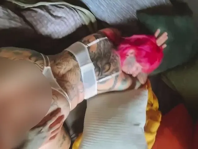 In Unterw#sche zum Orgasmus gefickt und den Arsch vollgespritzt bekommen