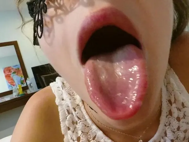 Double cumshot Poly-amory 1022 nights