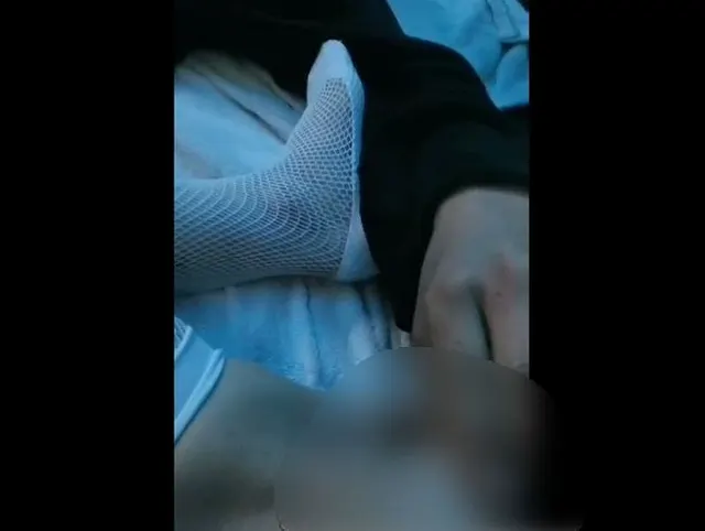 Seine Finger machen meine Muschi immer so nass