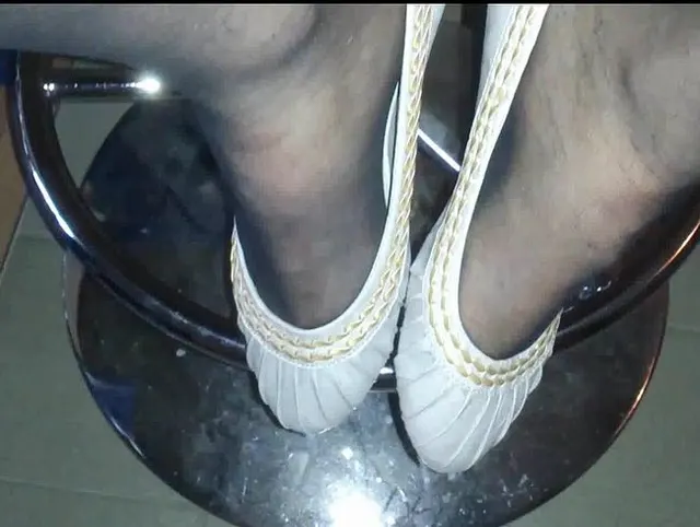 Graue Ballerinas
