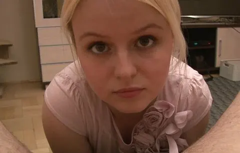 POV Zu viel Sperma für mein süßen Mund ?