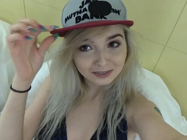 18-3  Lexi Lore Home-made Creampie Video