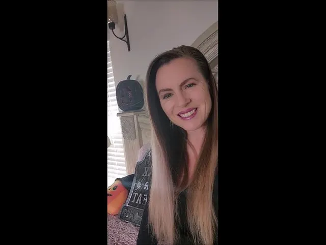 Zusammenstellung von 4 Handy-Videos von Halloween 2022