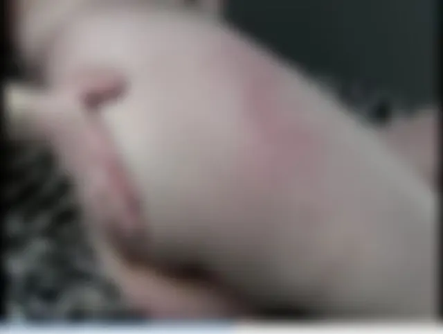 Schwanger im 6 Monat Bauch EINÖLEN