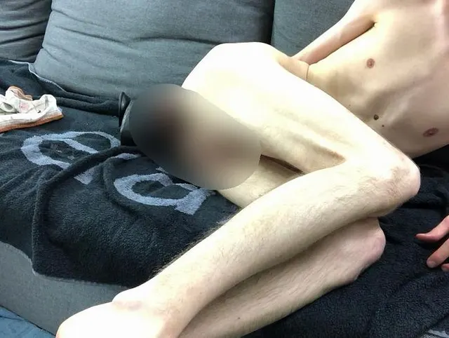 Video 154 - Young Monsterdildo Training ueber 30cm - Cam 1 Teil 3-3