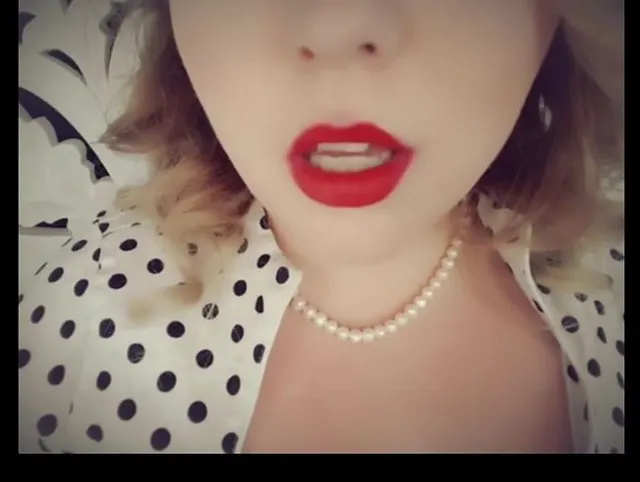Meine Rote Lippen ficken dich!