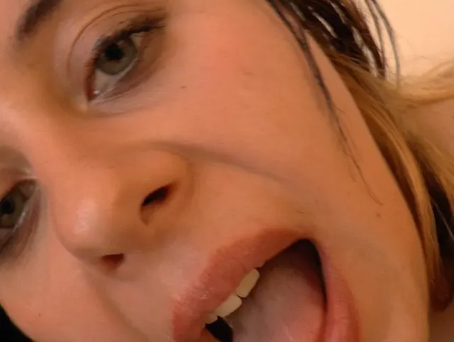 Zum 1. Mal Sperma geschluckt