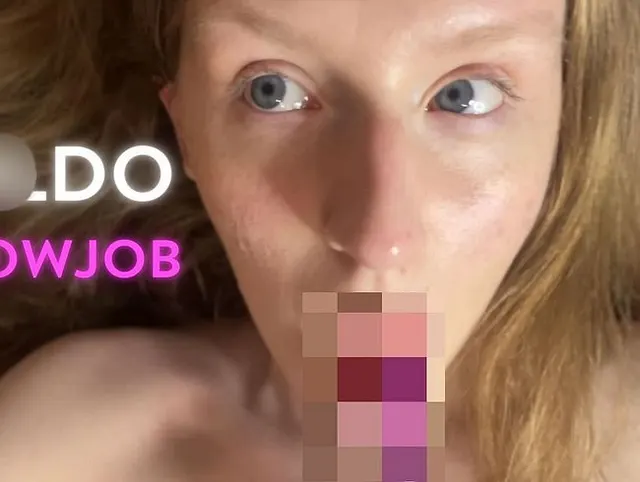 Schneller Blowjob an meinem Dildo mit Deepthroat und Nahaufnahmen