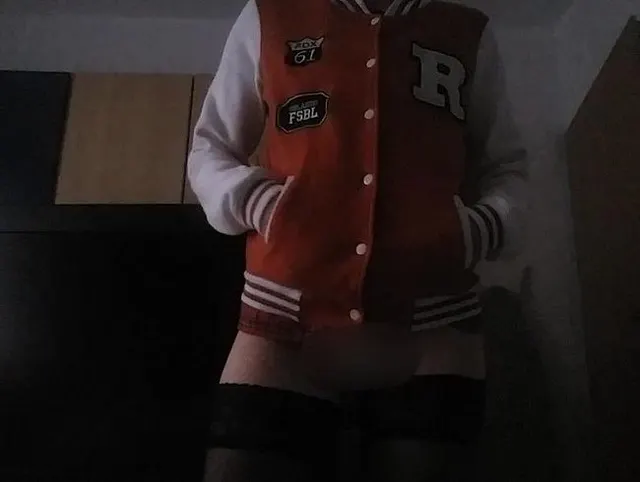 Kleines Posing in Sexy Wäsche ** Teil 2 **