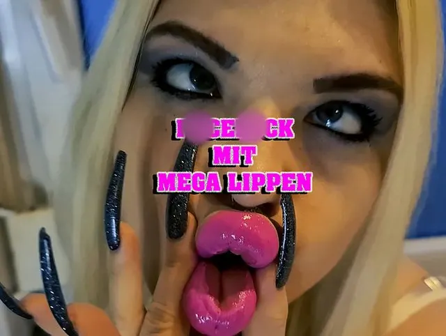 Facefuck mit Mega Lippen!