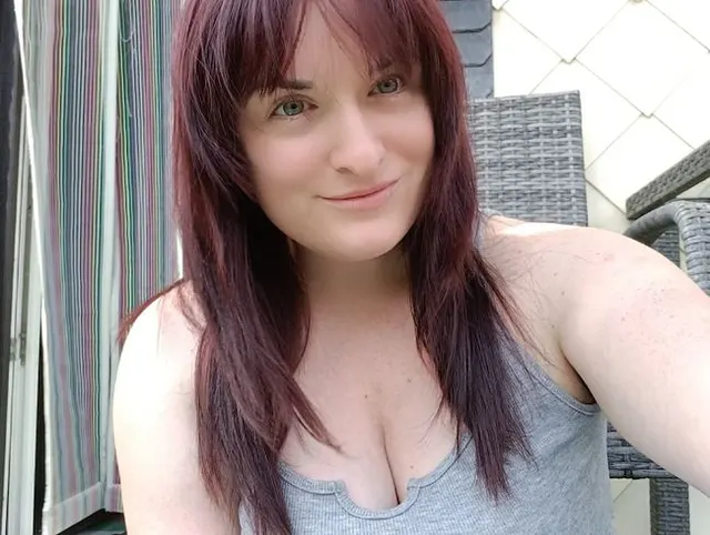 Eine Milf stellt sich vor
