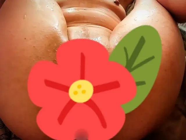 Nach dem Frühstück gleich den 2ten saftigen Squirt beim Ficken! Ein Prinessinnenstrahl!!!