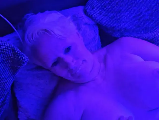 Blowjob , wichsen und auf die Titten spritzen