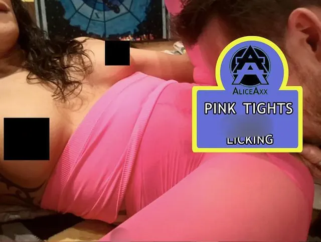 Meine rosa Strumpfhose: Pussy lecken