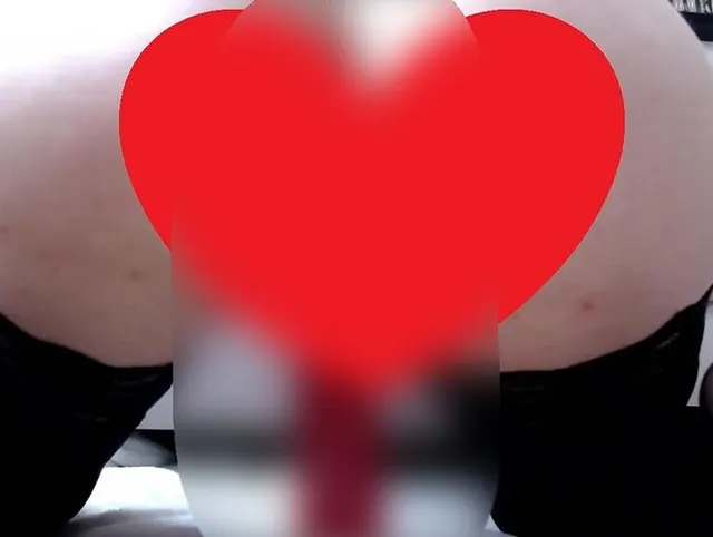 Verwöhne mich mit meinem Dildo anal und vaginal