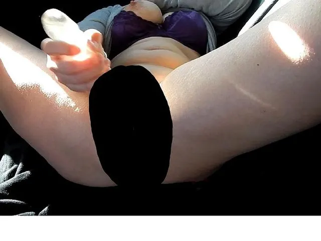 Dildofick im Auto