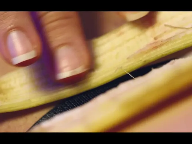 Ich suche Bananen für meine rote Erdbeere, genieße jedes Stück davon part 3