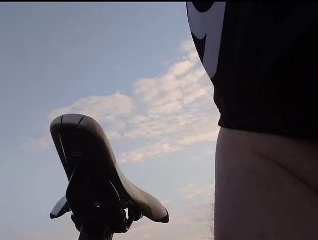 Minipimmel auf dem Fahrrad