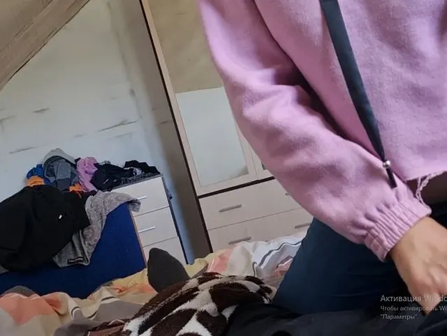 sexy frau betrügt hahnrei mit ihrem liebhaber