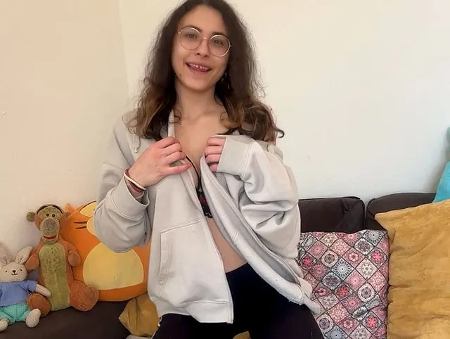 Das ist doch noch ok oder? Zum 1. mal in Unterwäsche