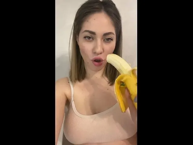 Banane Deep Throat