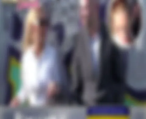 Blowjob am Bus-Stop